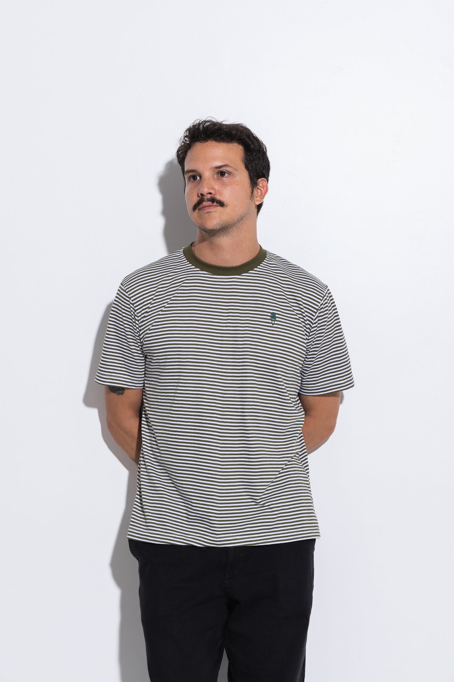 Rayas Verdes Basic T-Shirt